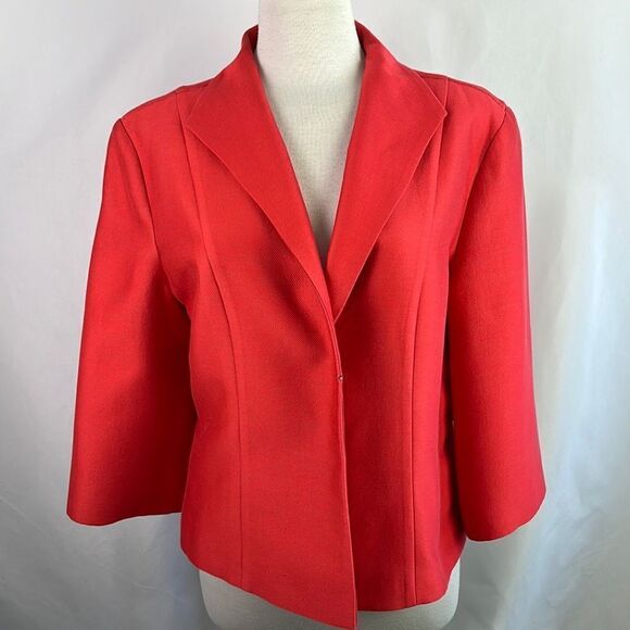 Joeffer Caoc Coral Cropped Blazer - Picture 1 of 7